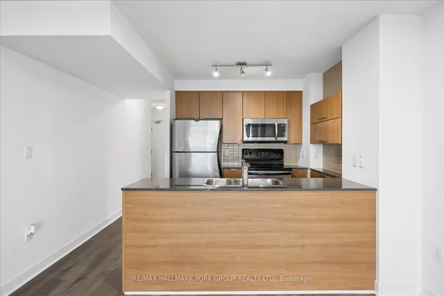 11 Brunel Crt #1612, Toronto 4