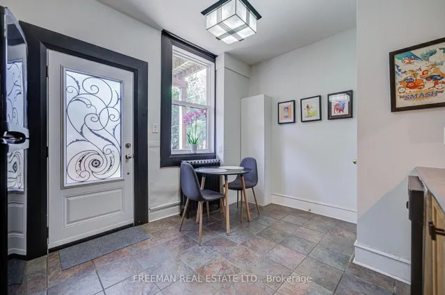 468 Markham St, Toronto 5