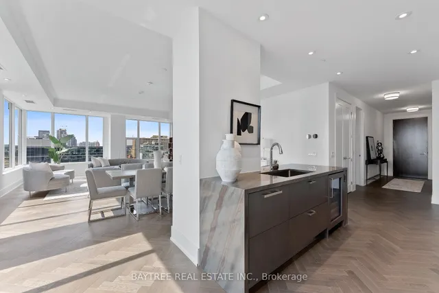 455 Wellington St #1108, Toronto 5