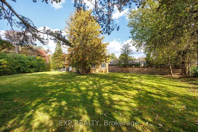 5 Tadcaster Pl, Toronto 2