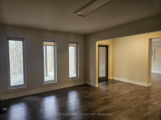 22 Coreydale Crt, Toronto 5