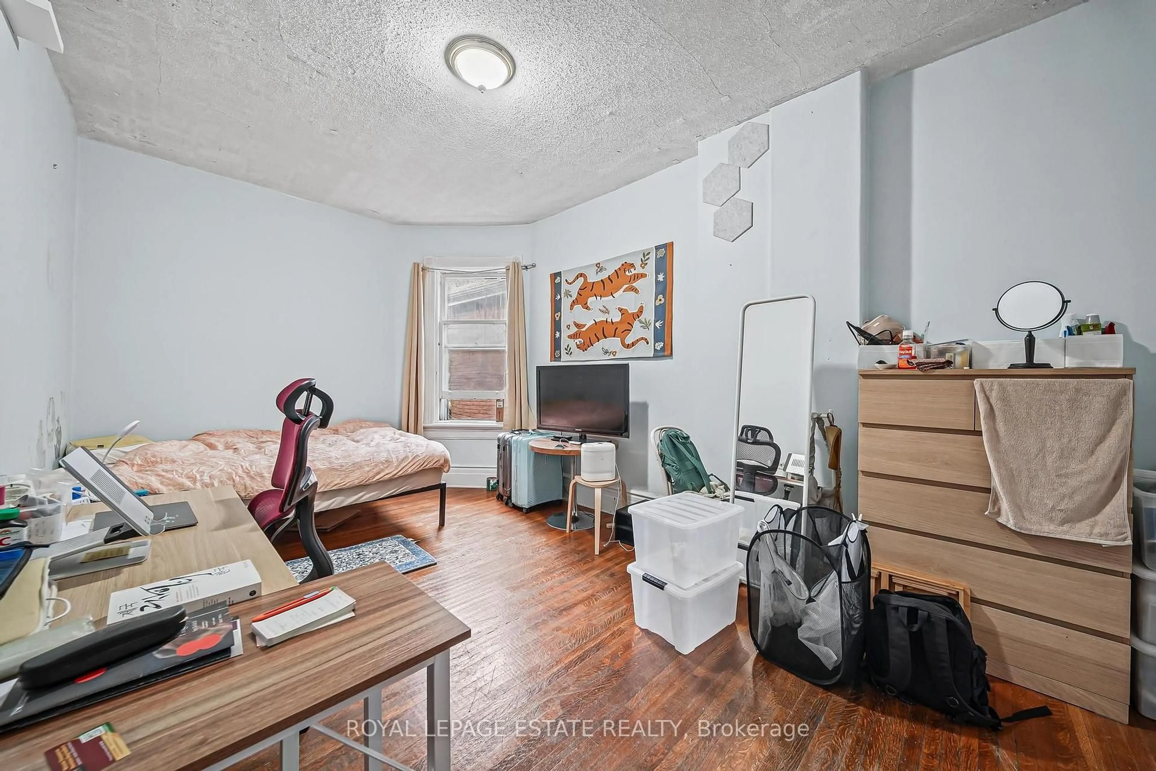 trreb/IMG-C13997868_1feb27dc-ef80-49ab-82ca-27e7e8a12872-l.jpg
