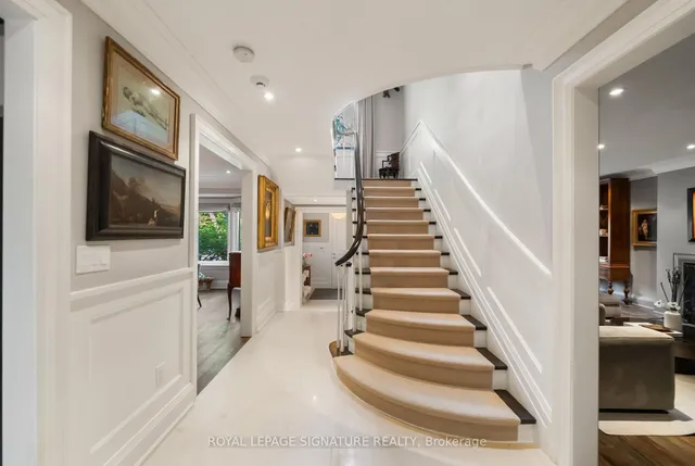 230 Strathallan Wood, Toronto