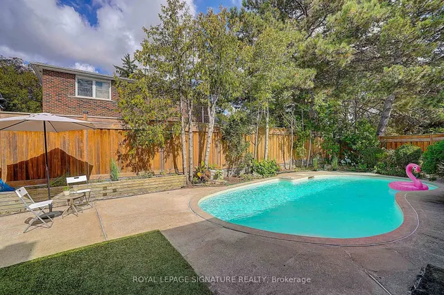 46 Caravan Dr, Toronto 5