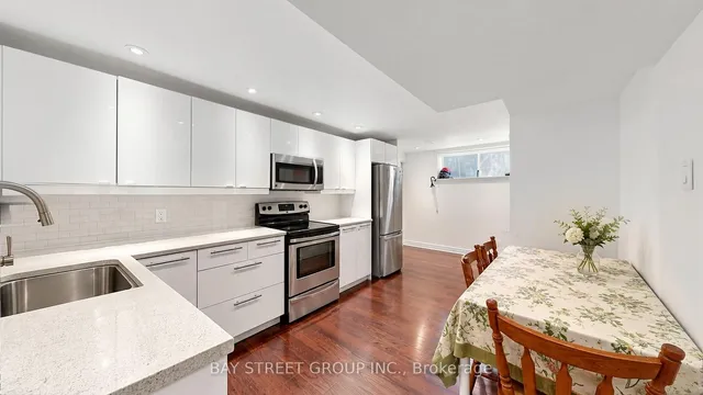 104 Mcnicoll Ave, Toronto 3