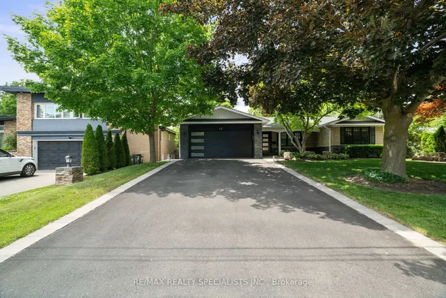 42 Heathview Ave, Toronto 3