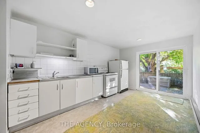 87 Niagara St, Toronto 4