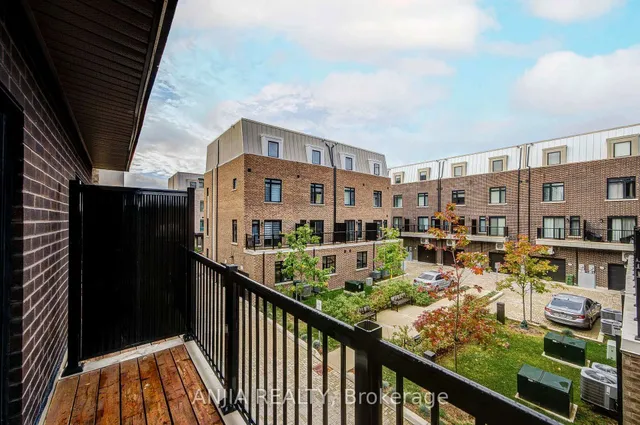 80B Tisdale Ave, Toronto 4