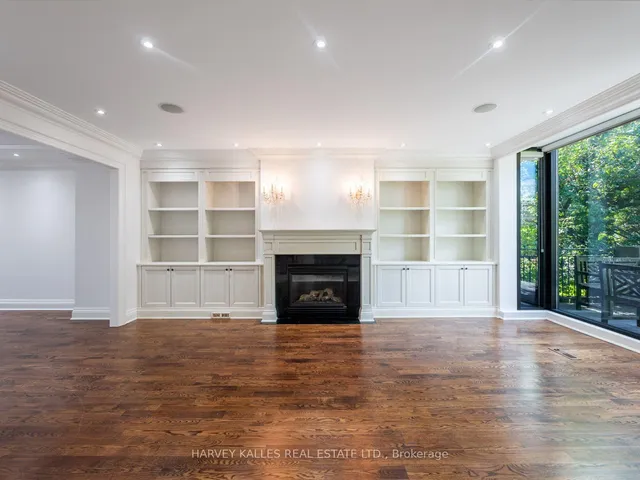 67 Warren Rd, Toronto 5