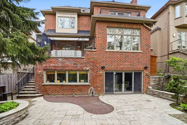 41 Wentworth Ave, Toronto 4