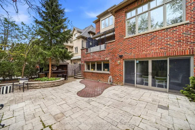 41 Wentworth Ave, Toronto 5