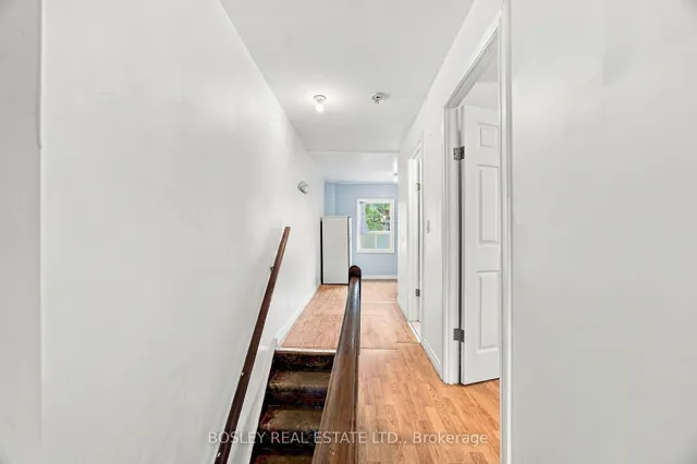 15 Lumbervale Ave, Toronto 4