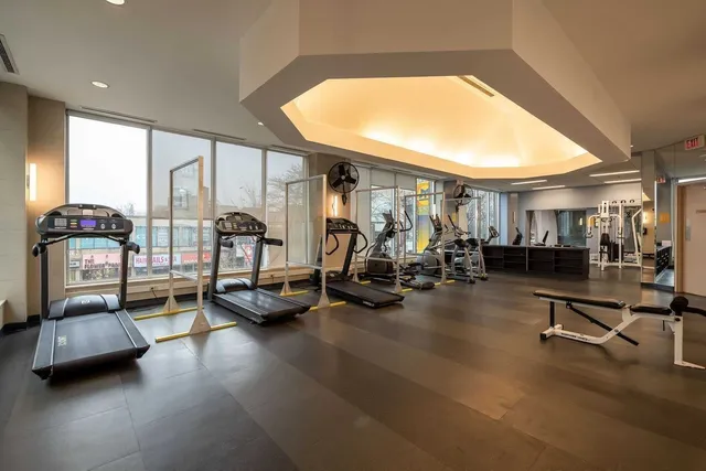 Additional property image - 942 Yonge St Unit 703