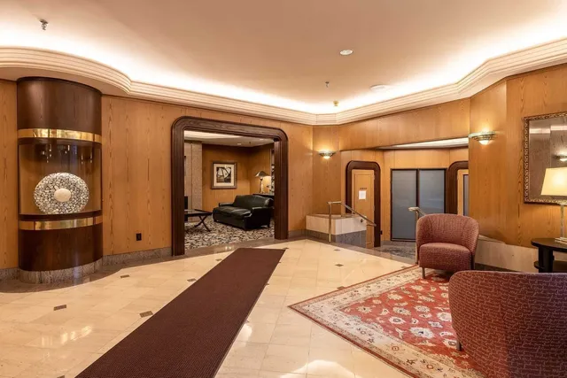 Additional property image - 942 Yonge St Unit 703