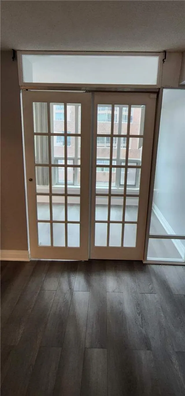 Additional property image - 942 Yonge St Unit 703