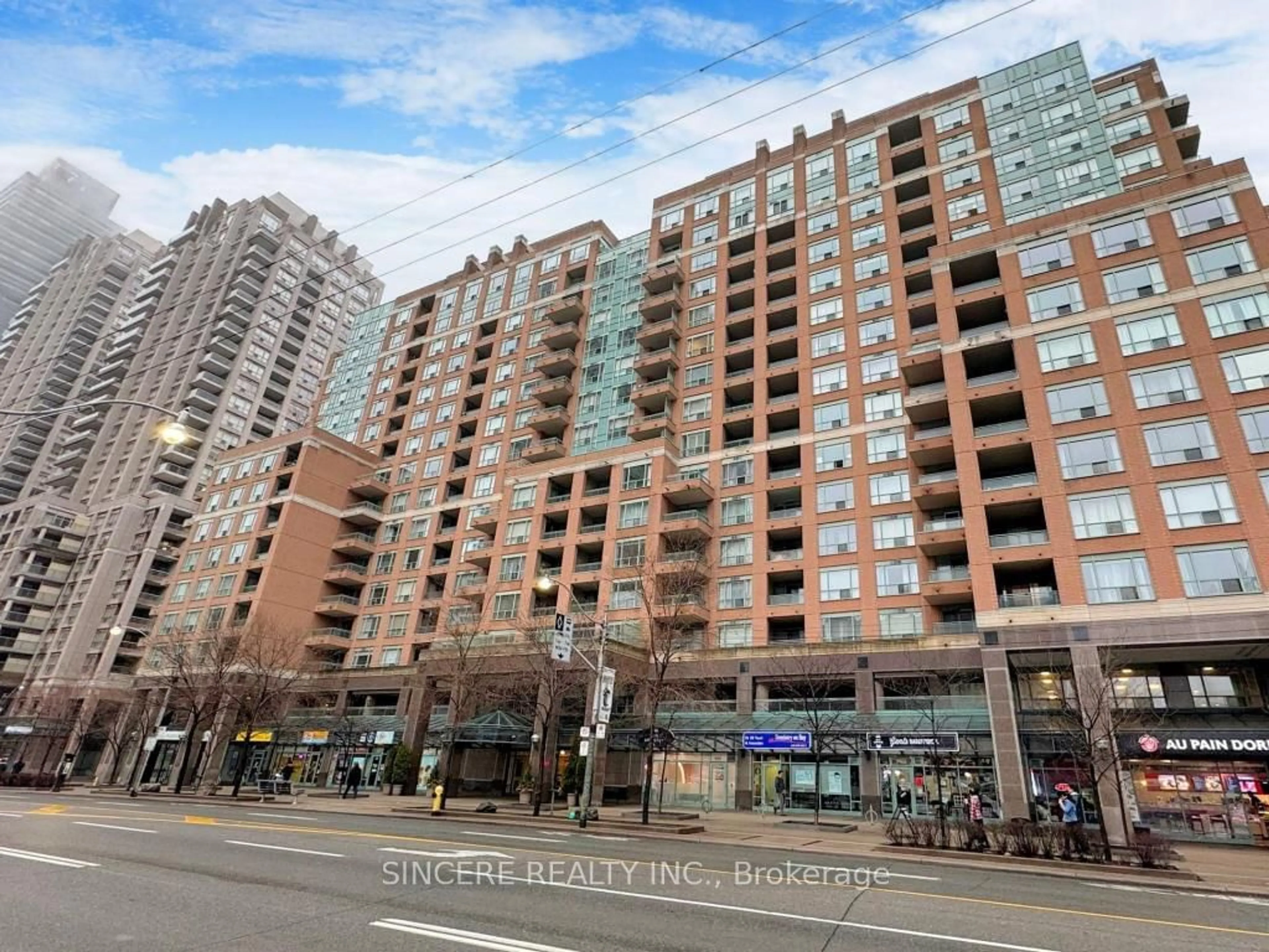 A pic from exterior of the house or condo for 887 Bay St #1106, Toronto Ontario M5S 3K4