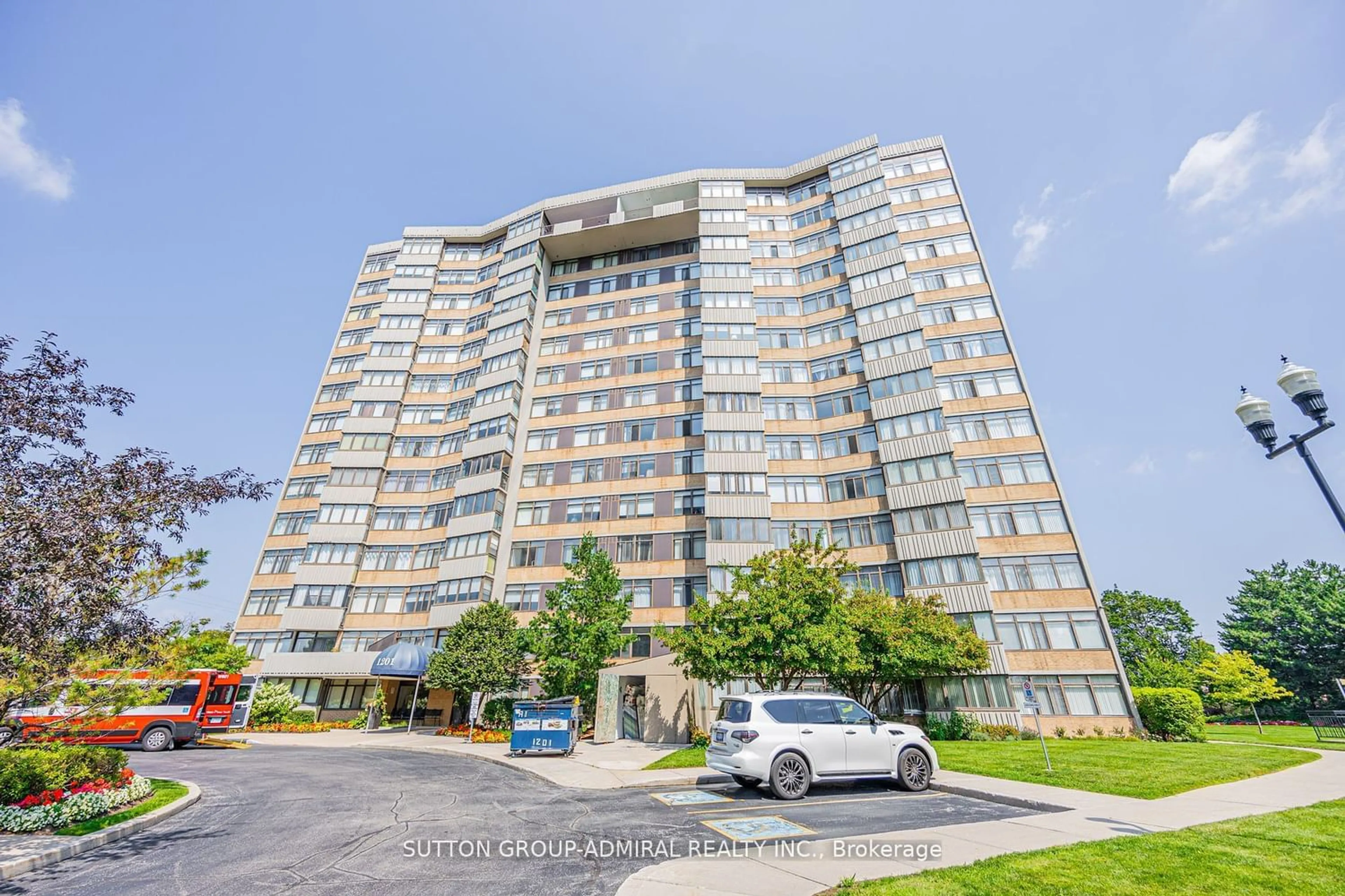 A pic from exterior of the house or condo for 1201 Steeles Ave #201, Toronto Ontario M2R 3K1