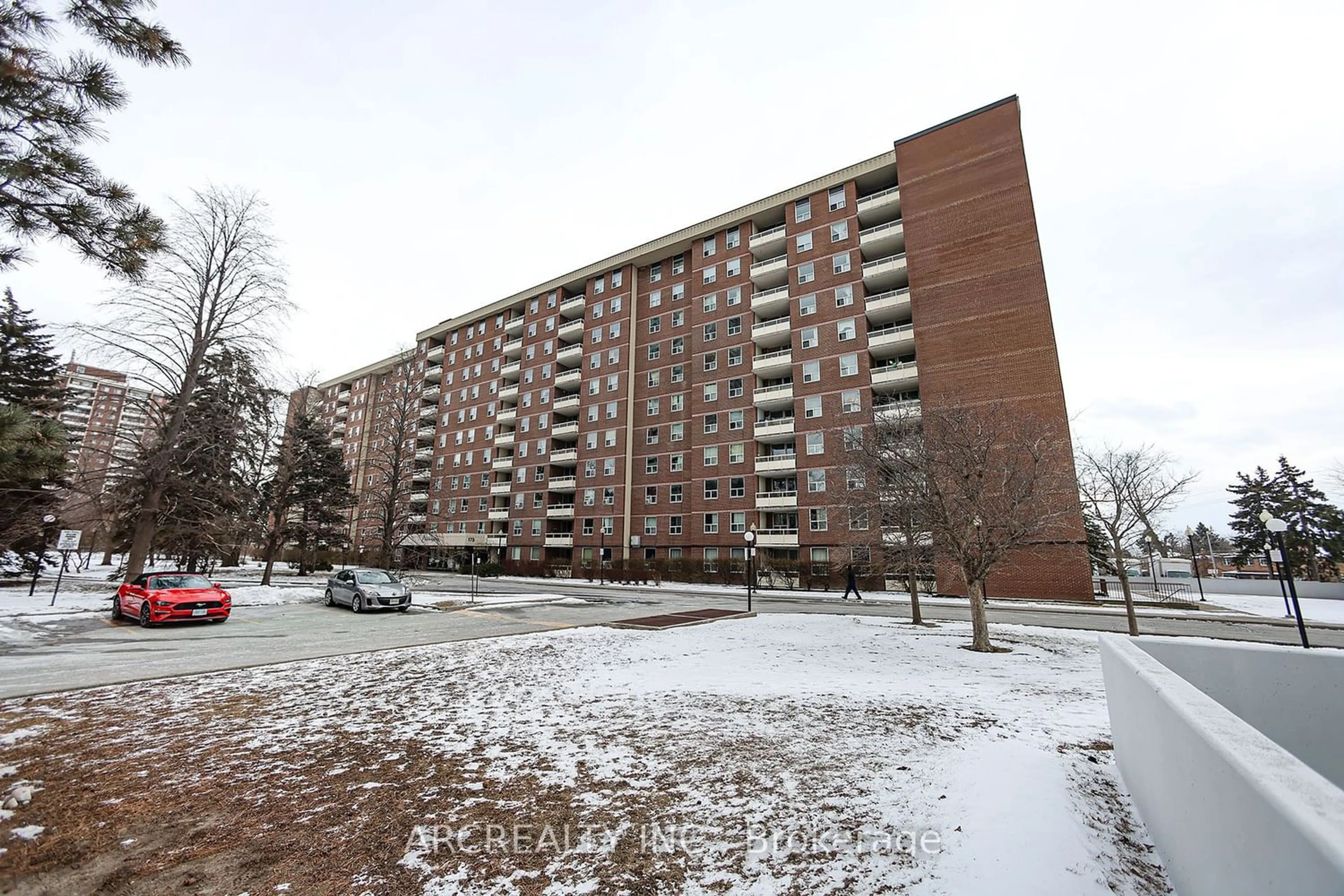 A pic from exterior of the house or condo for 175 Hilda Ave #1014, Toronto Ontario M2M 1V8