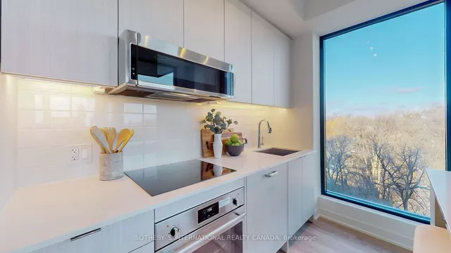 Additional property image - 250 Lawrence Ave Unit 624
