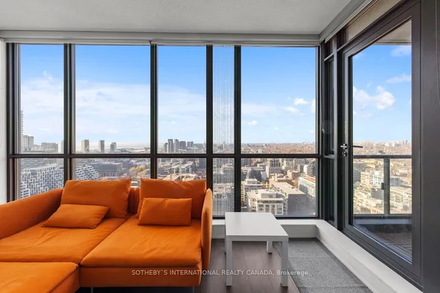 Additional property image - 8 Charlotte St Unit 3007