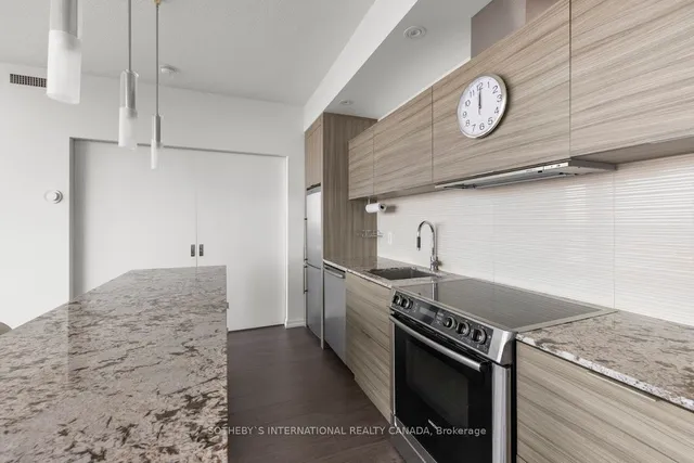 Additional property image - 8 Charlotte St Unit 3007