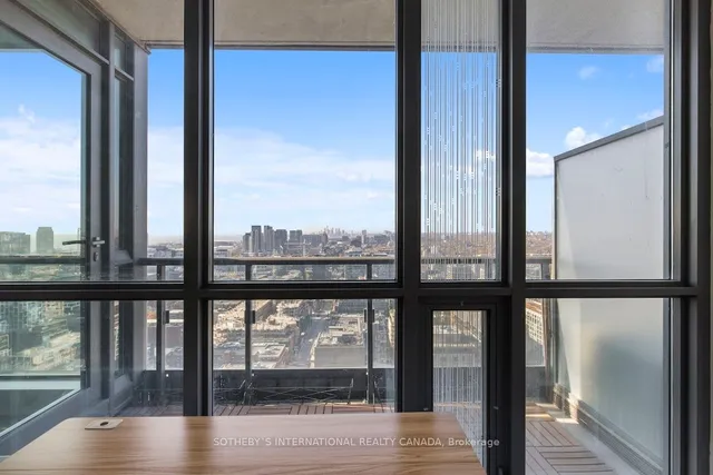 Additional property image - 8 Charlotte St Unit 3007