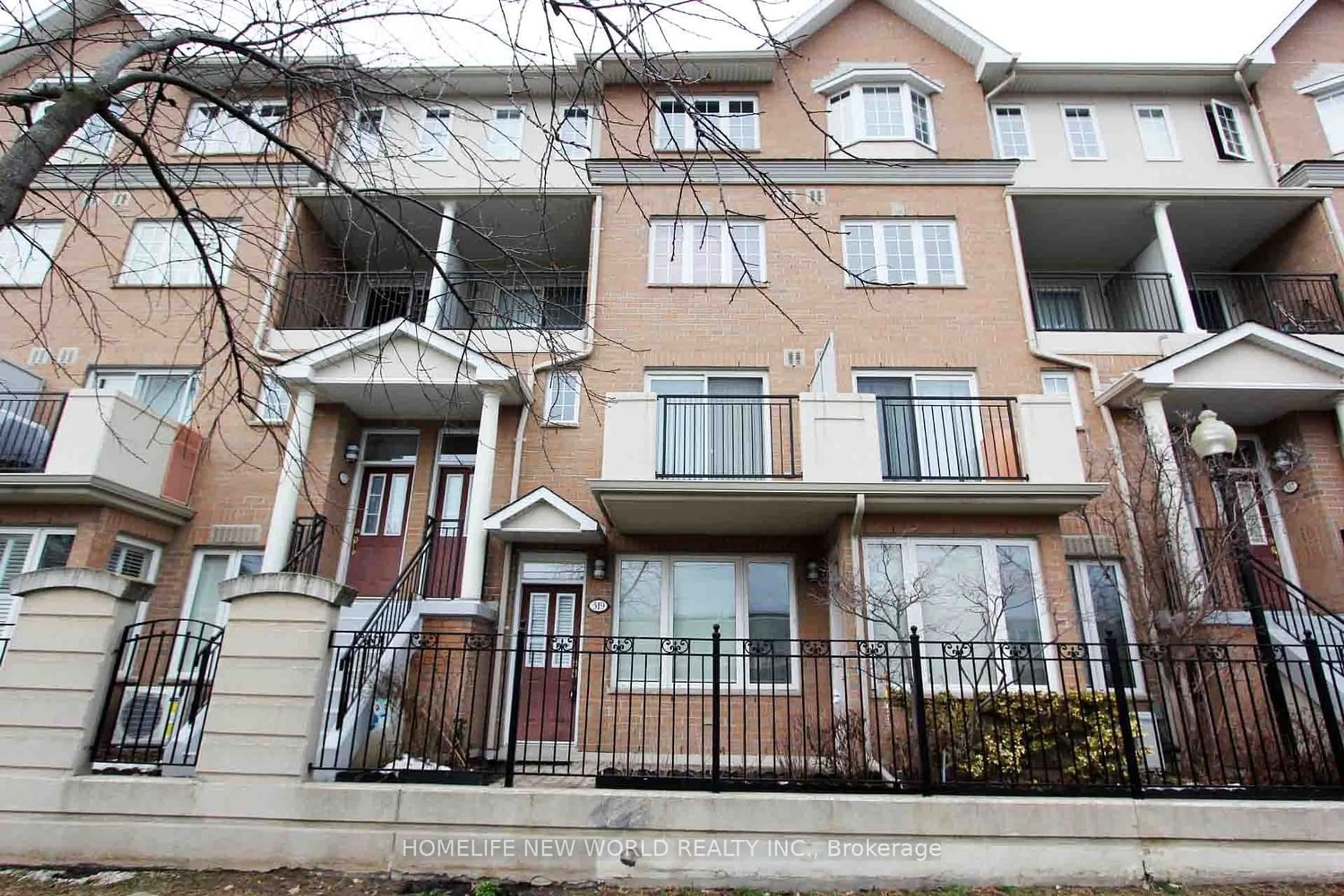 A pic from exterior of the house or condo for 319 Grandview Way, Toronto Ontario M2N 6V3