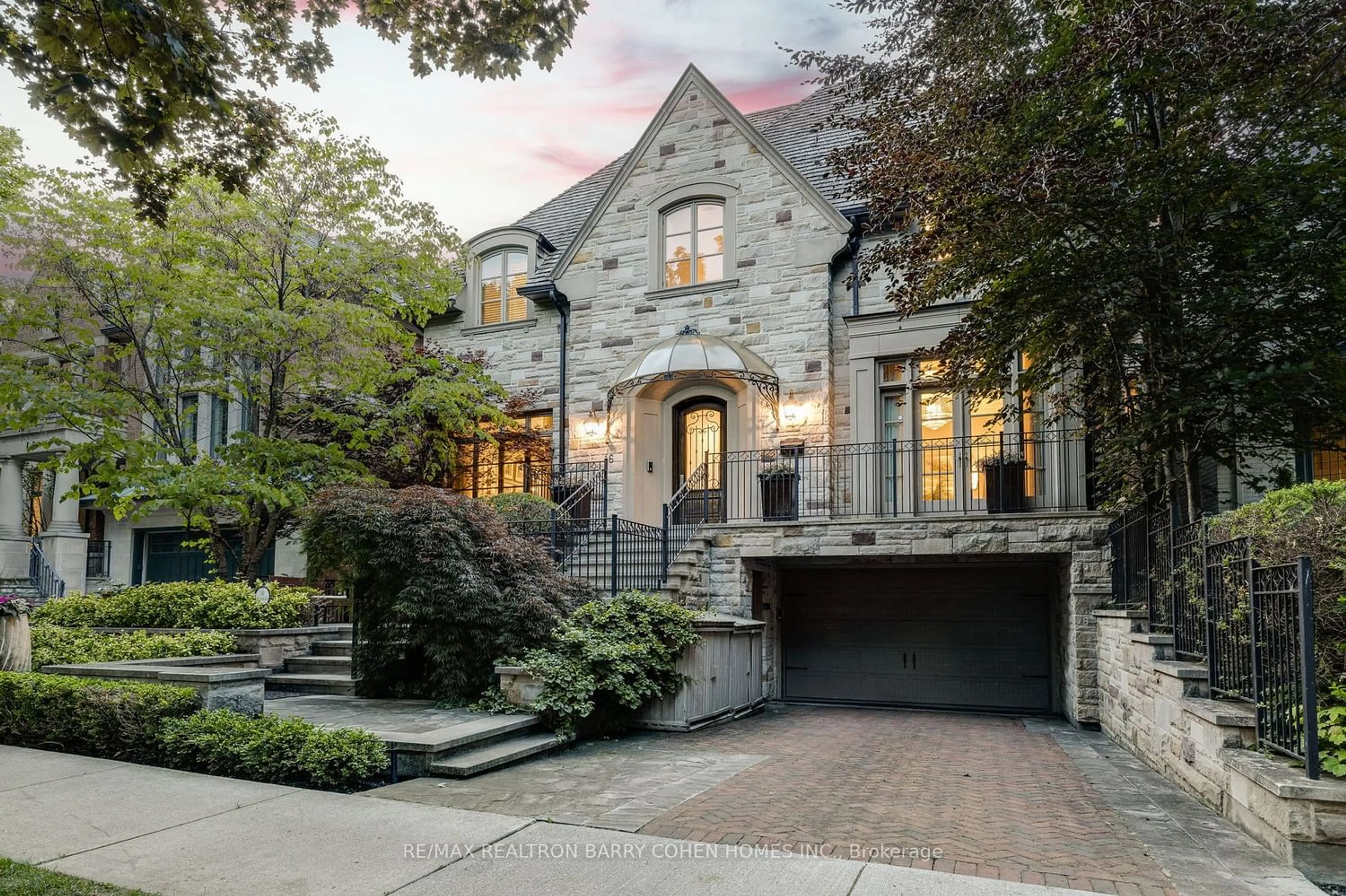 Home with stone exterior material for 16 Delavan Ave, Toronto Ontario M5P 1T3