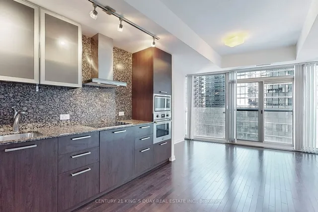 Additional property image - 12 York St Unit 808