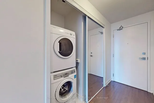 Additional property image - 12 York St Unit 808