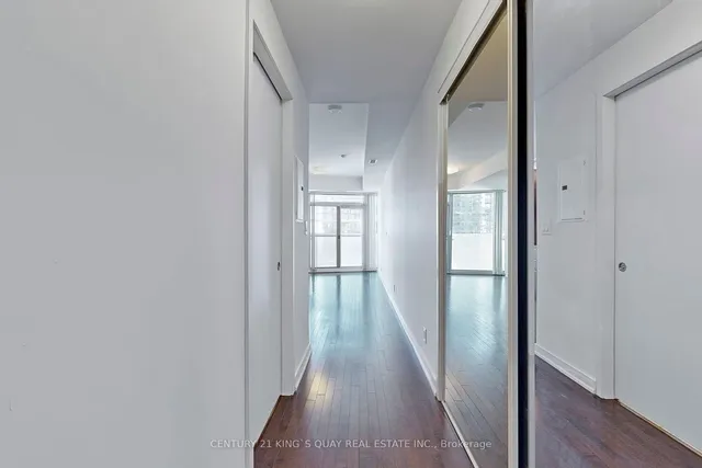 Additional property image - 12 York St Unit 808