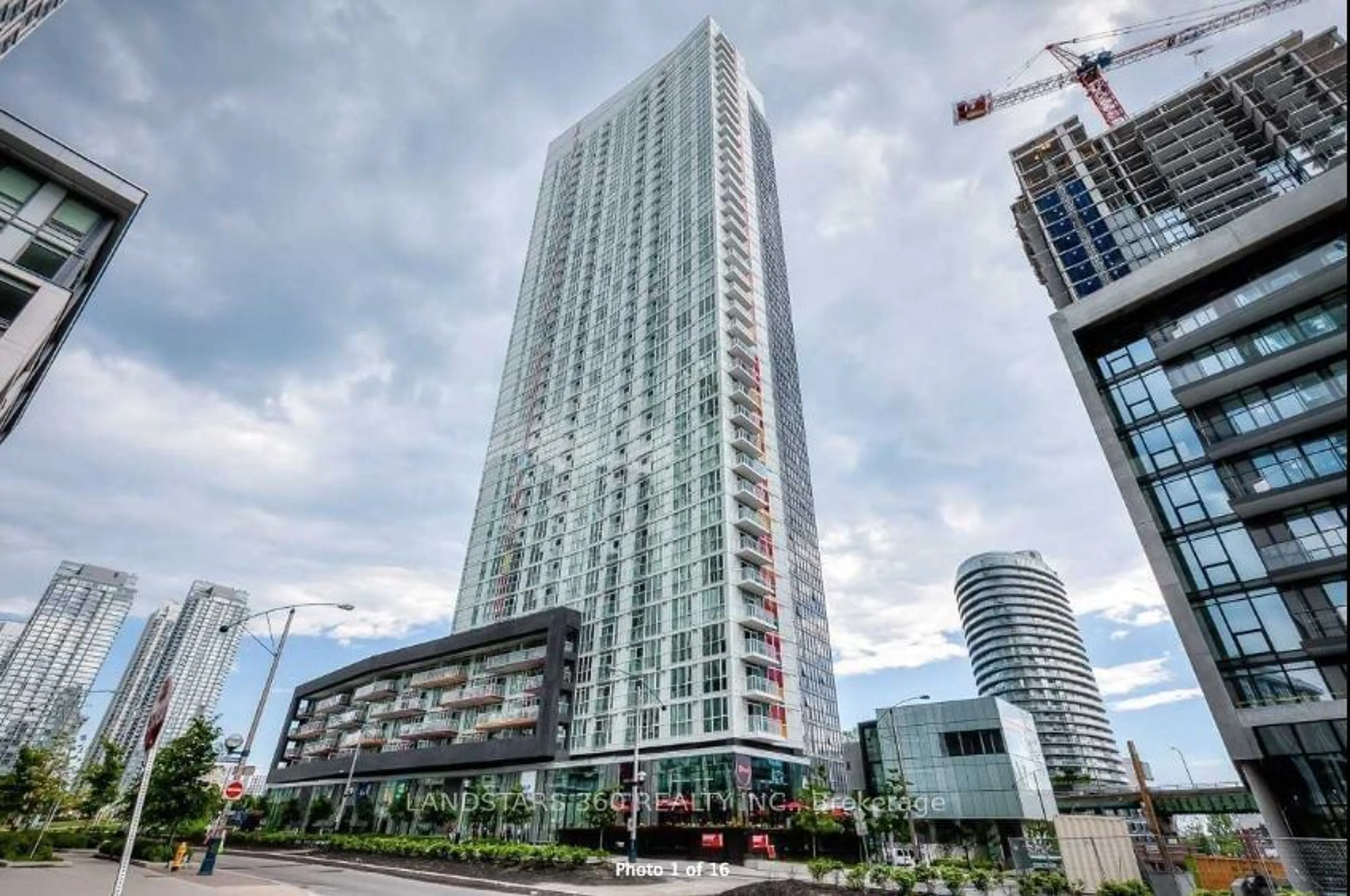 A pic from exterior of the house or condo for 85 Queens Wharf Rd #501, Toronto Ontario M5V 0J9