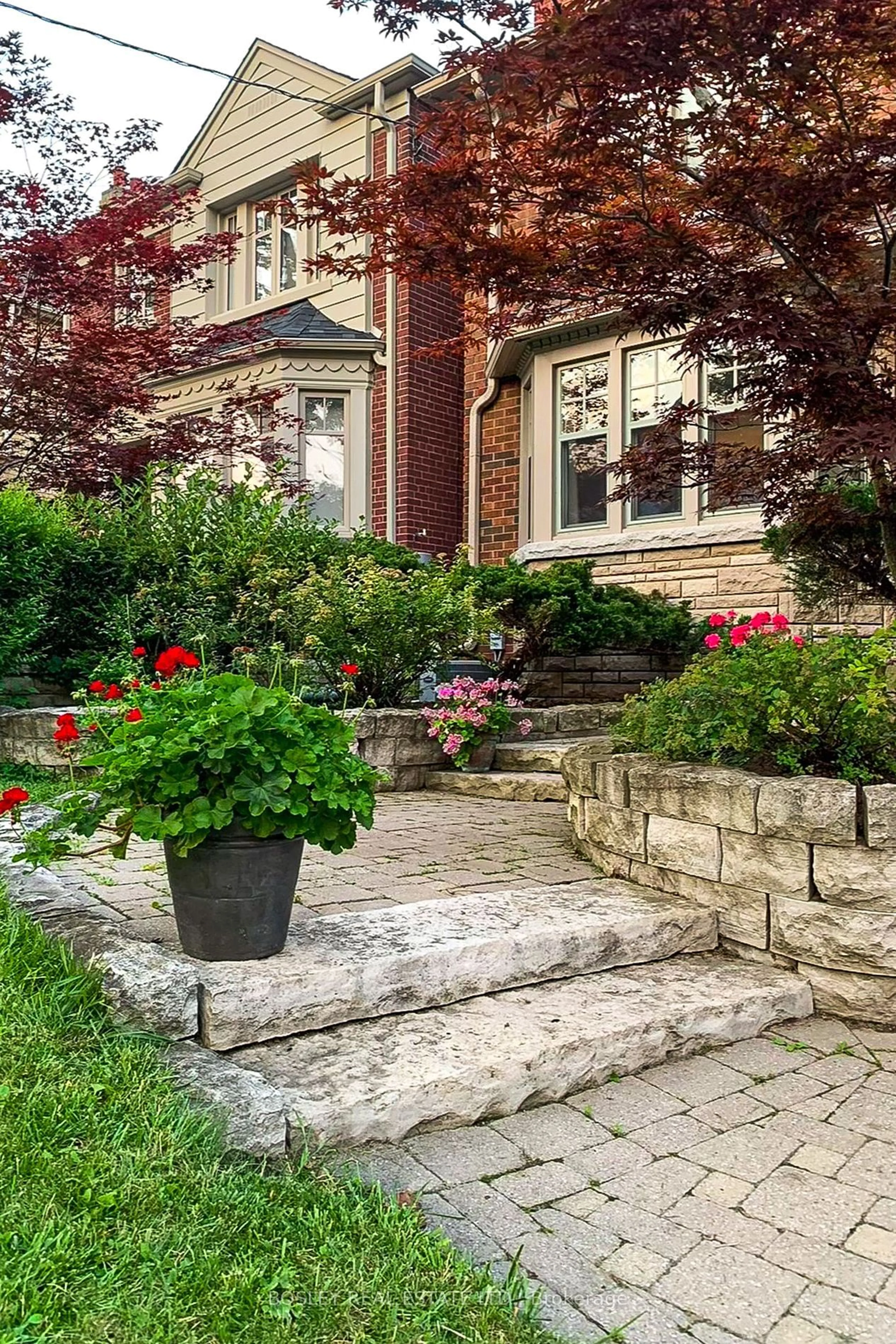 Home with stone exterior material for 3 Heather Rd, Toronto Ontario M4G 3G2