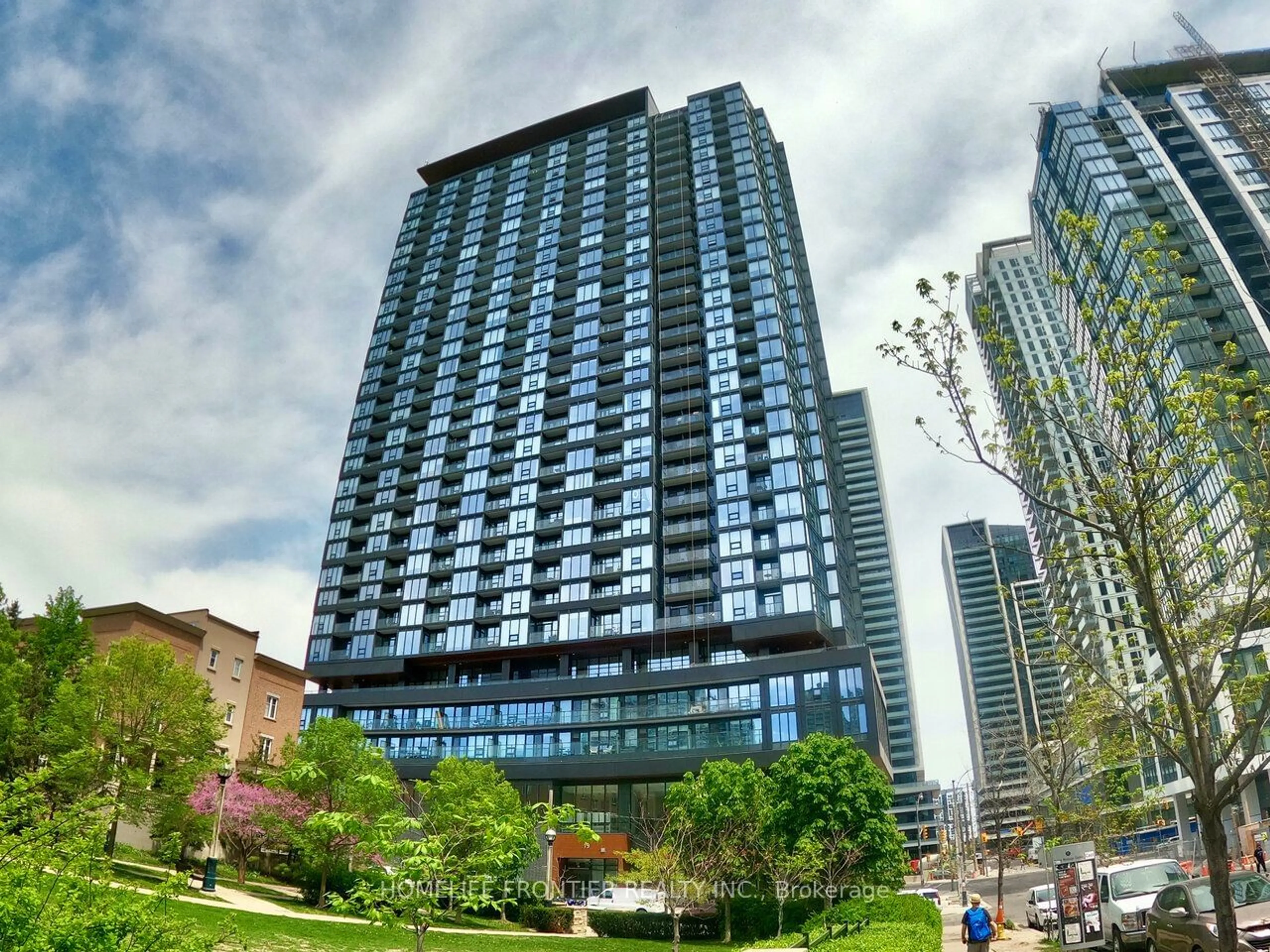 A pic from exterior of the house or condo for 19 Western Battery Rd #1803, Toronto Ontario M6K 0E3