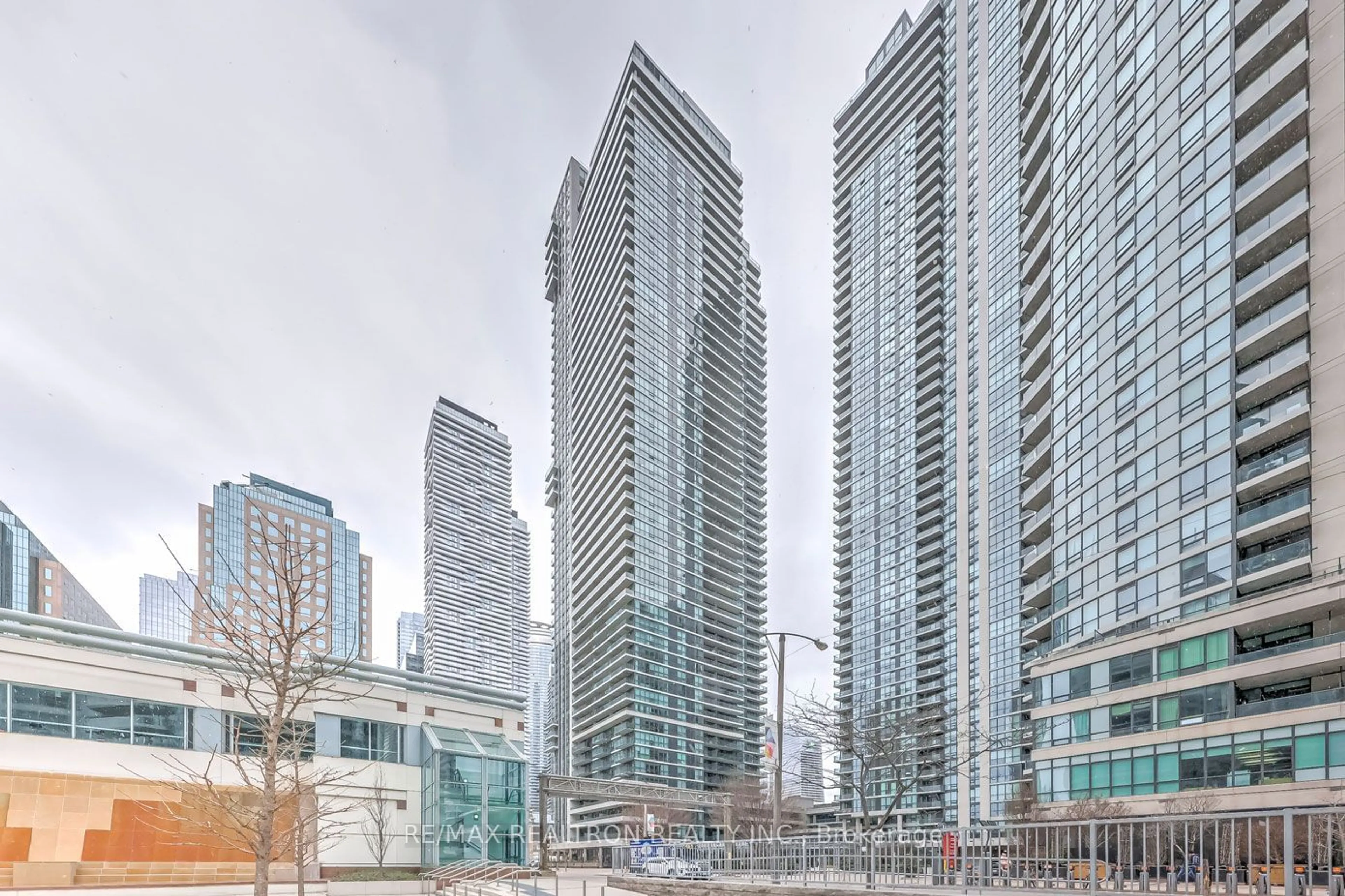 A pic from exterior of the house or condo for 33 Bay St #3910, Toronto Ontario M5J 2Z3