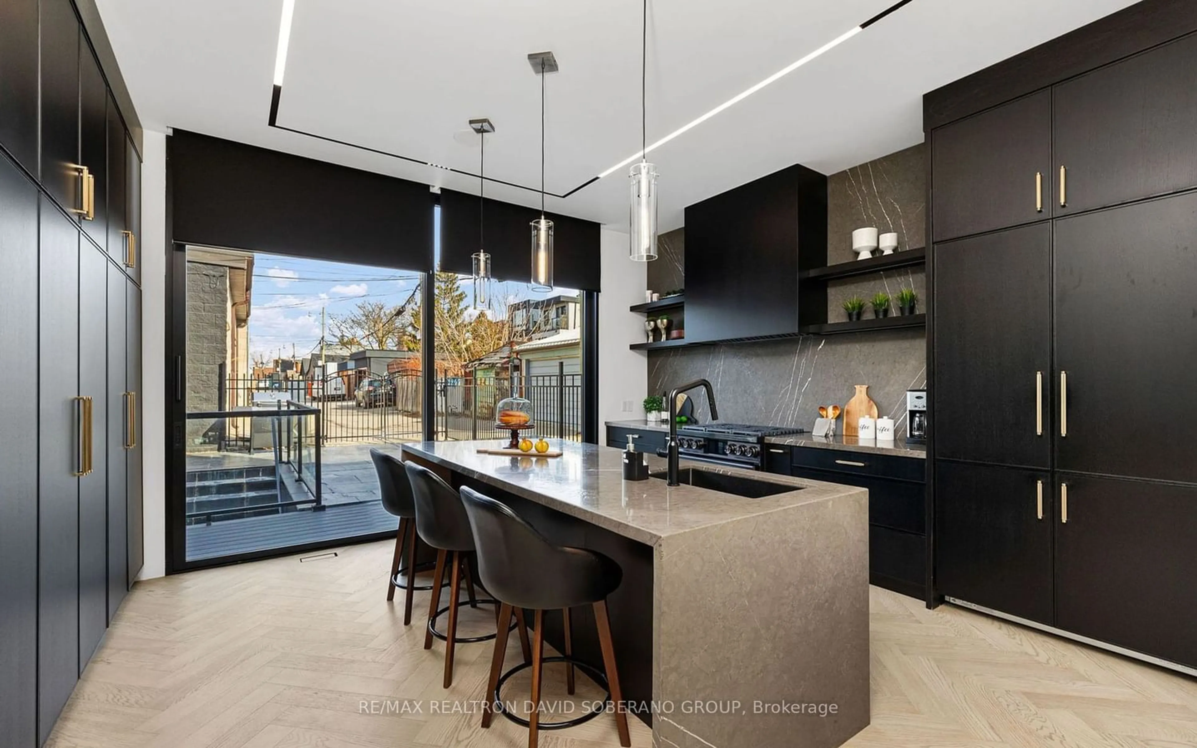 Contemporary kitchen for 102 Ulster St, Toronto Ontario M5S 1G1