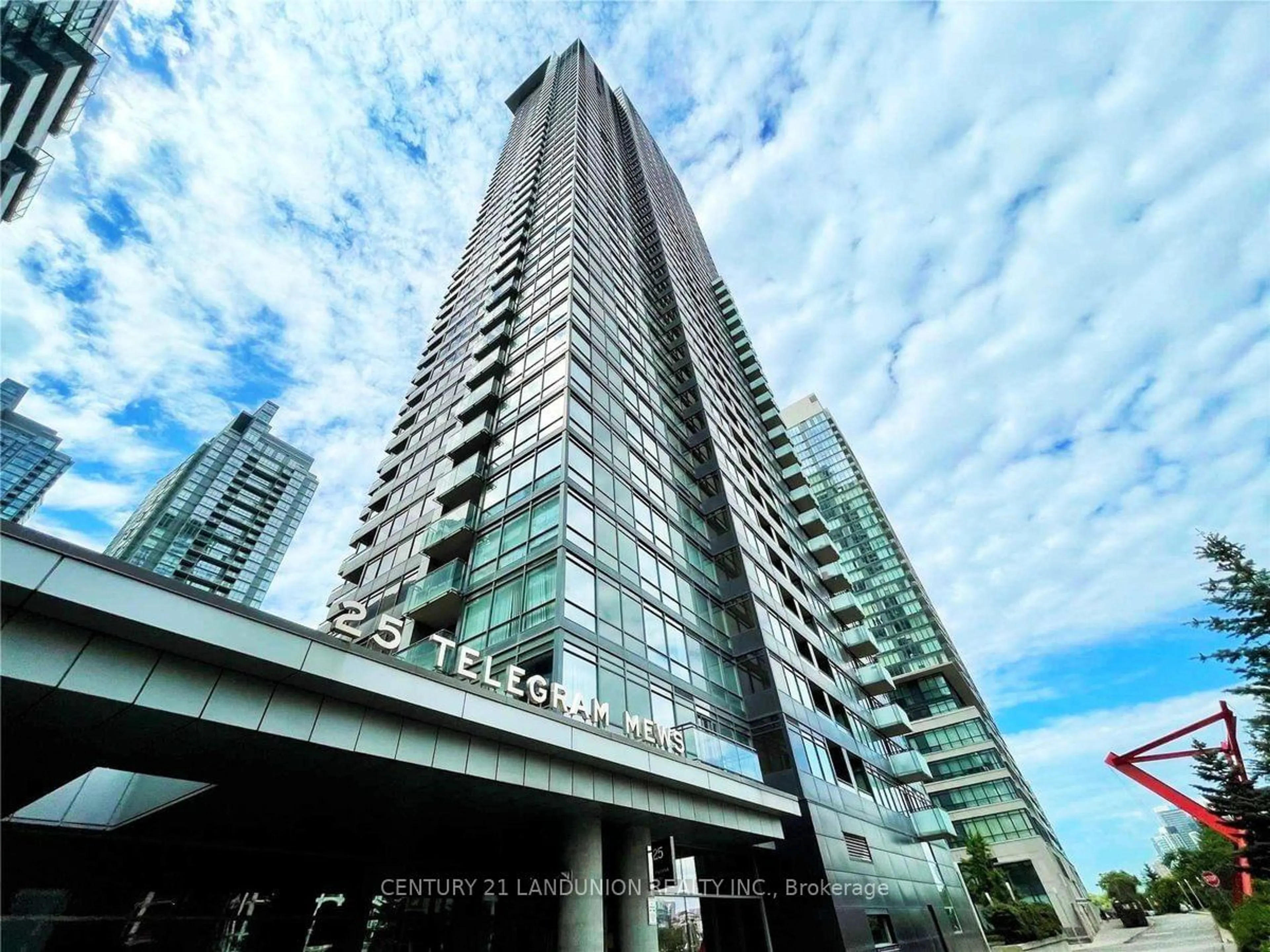 A pic from exterior of the house or condo for 25 Telelgram Mews #1601, Toronto Ontario M5V 3Z1