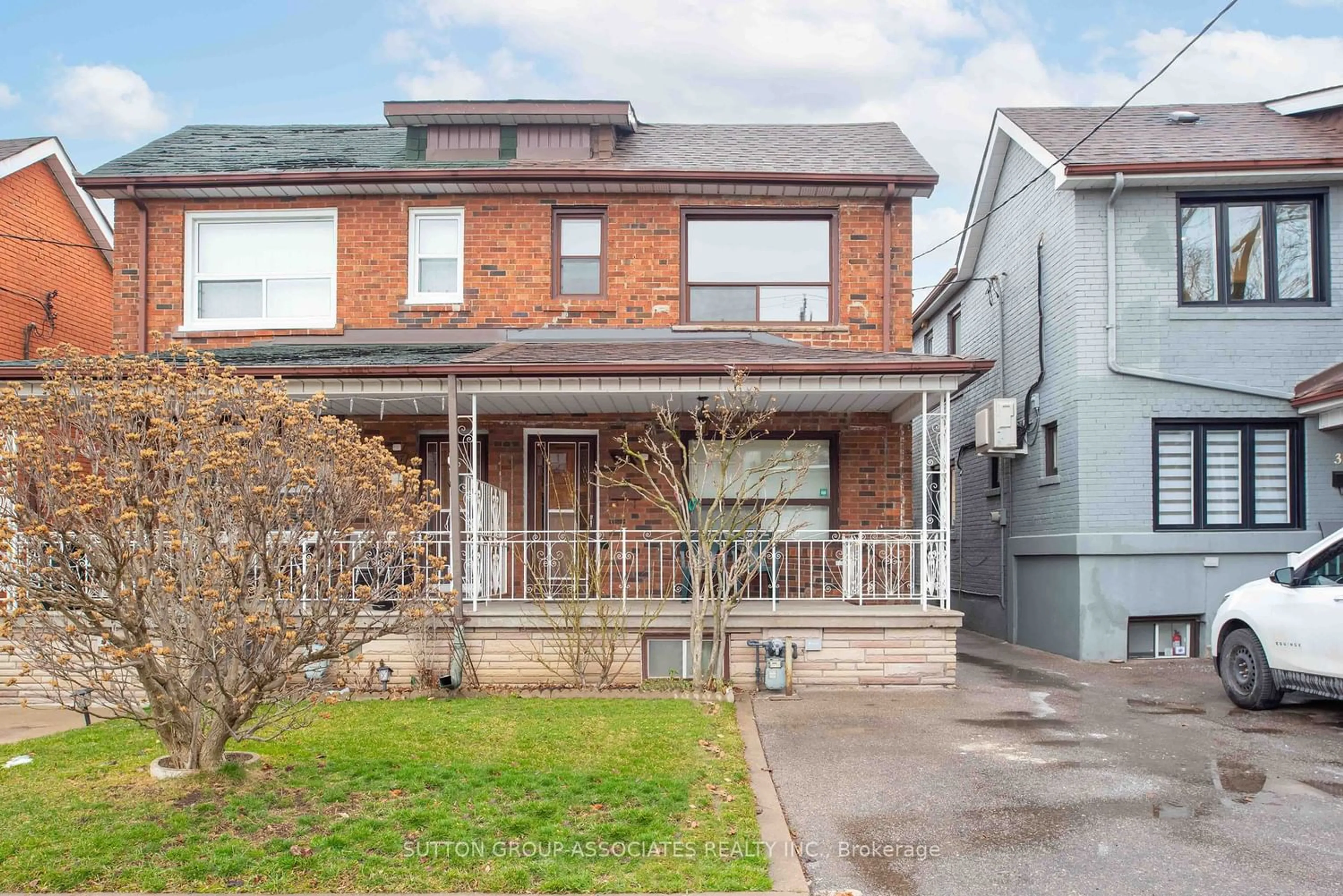 Home with unknown exterior material for 355 Atlas Ave, Toronto Ontario M6C 3P8