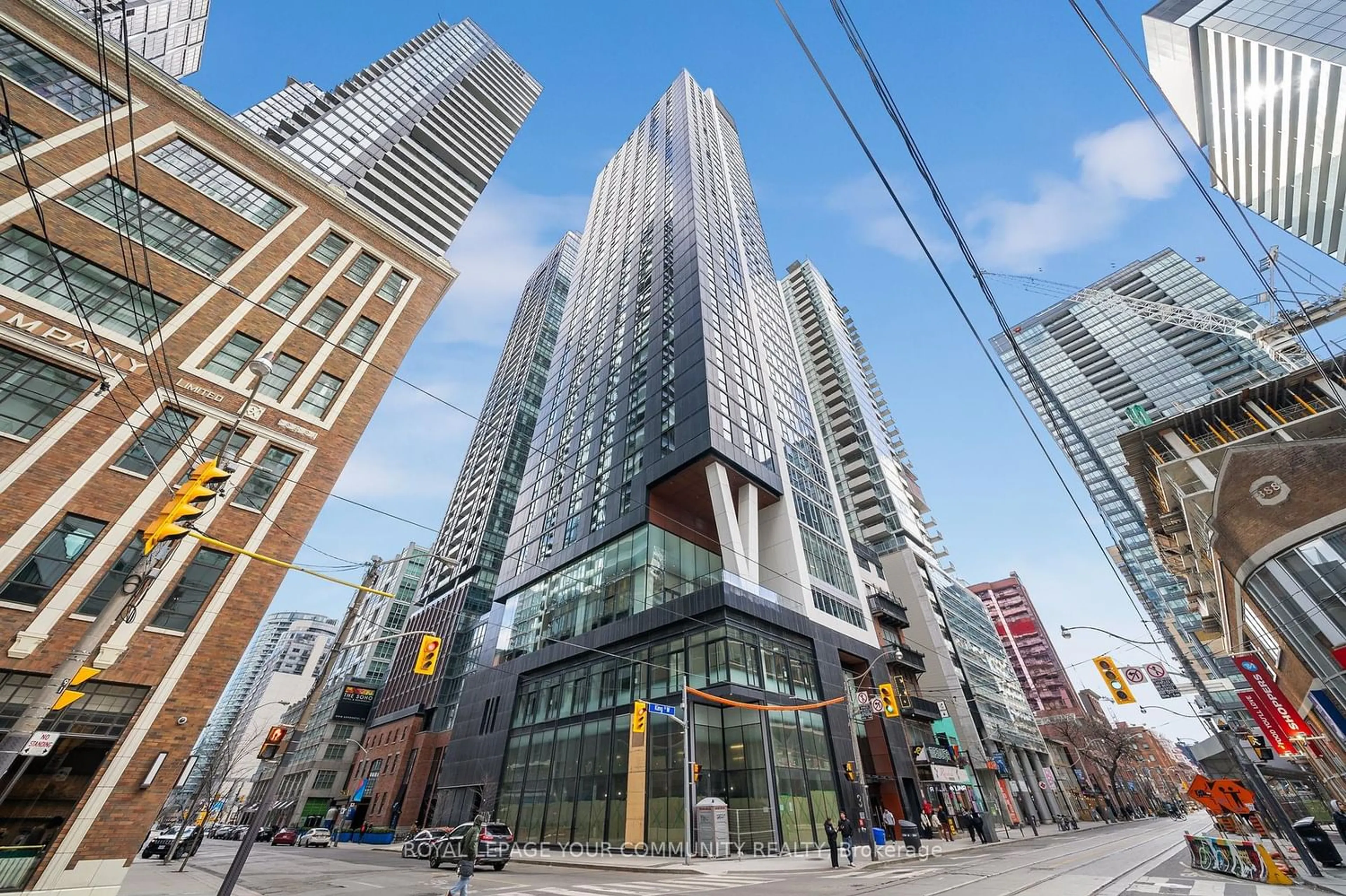 A pic from exterior of the house or condo for 357 King St #2208, Toronto Ontario M5V 0S7