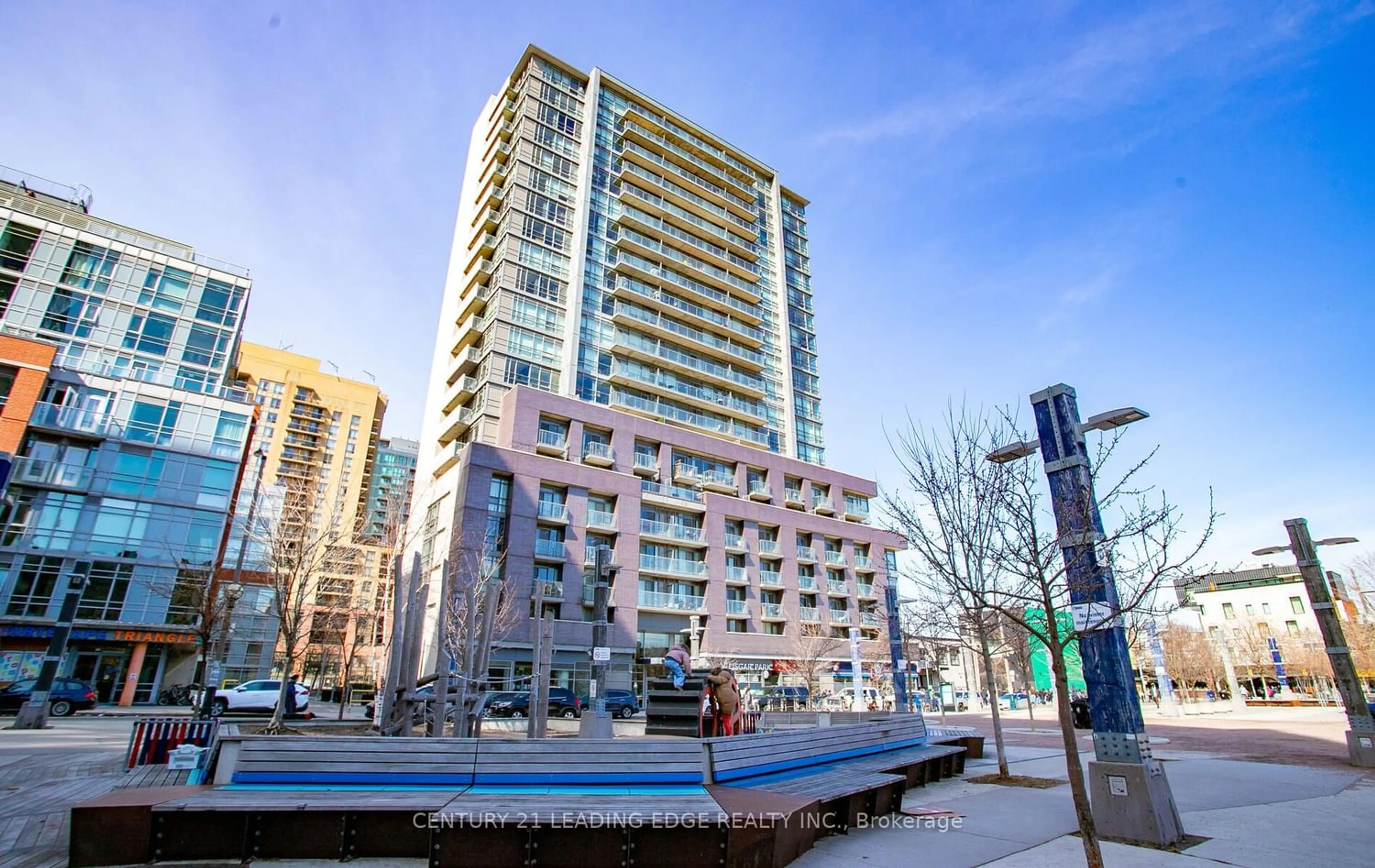 A pic from exterior of the house or condo for 68 Abell St #925, Toronto Ontario M6J 0B1