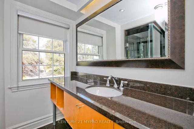 Additional property image - 9 Shady Oaks Cres