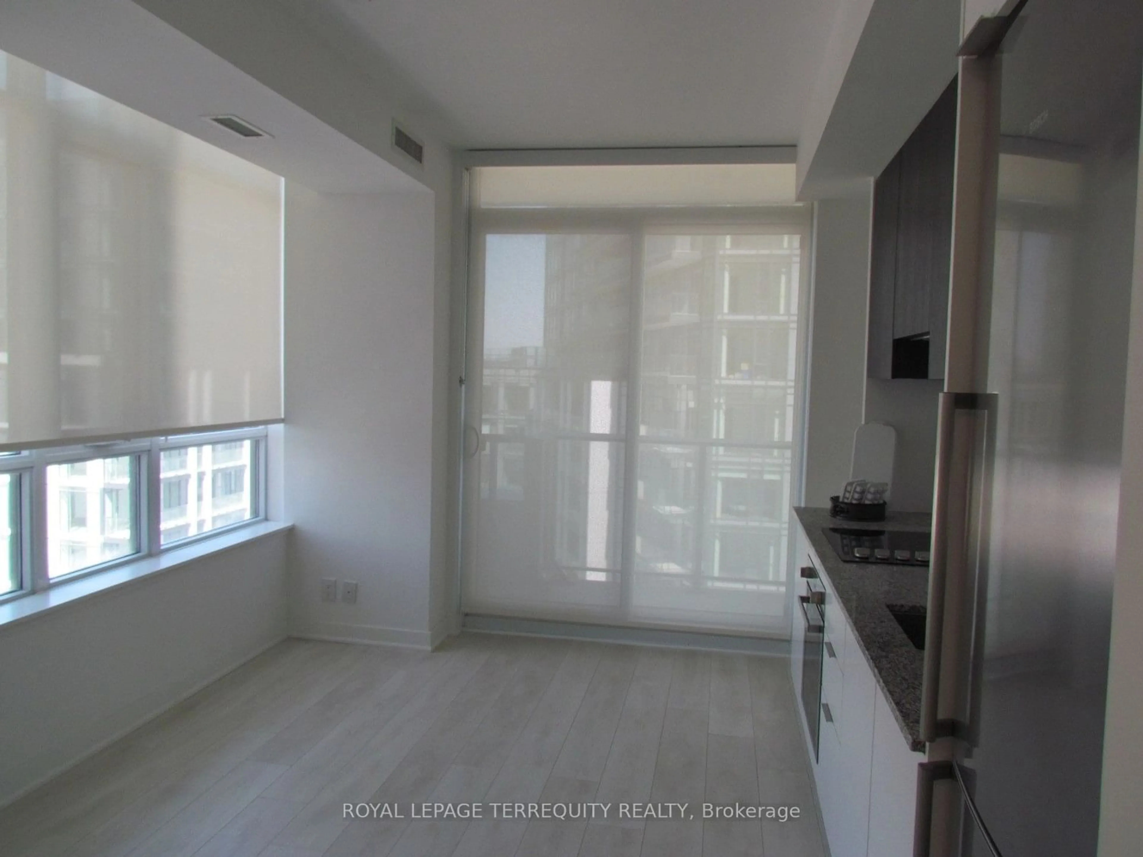 Kitchen for 120 Parliament St #1605, Toronto Ontario M5A 2Y8