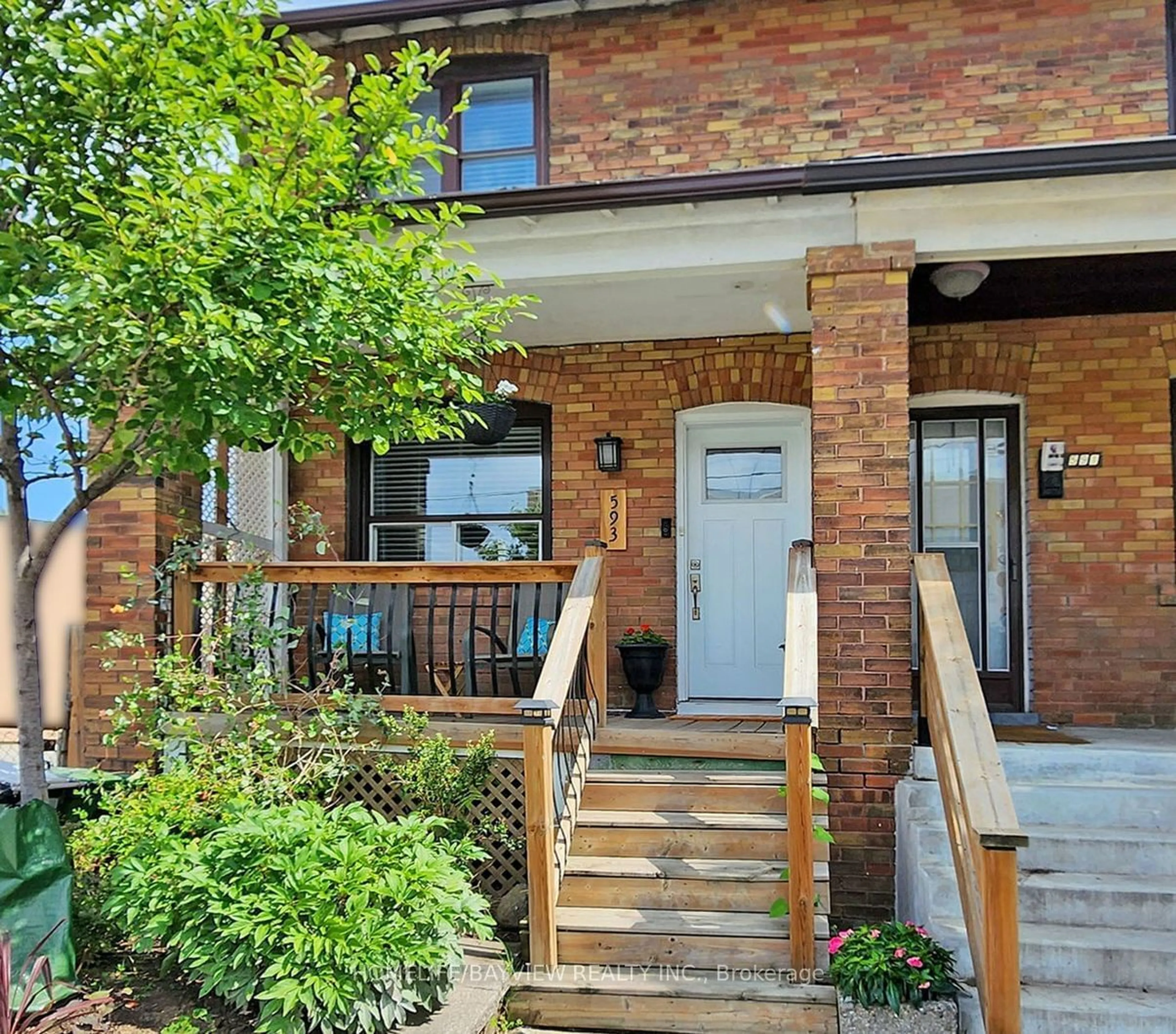 A pic from exterior of the house or condo for 593 Vaughan Rd, Toronto Ontario M6C 2R4