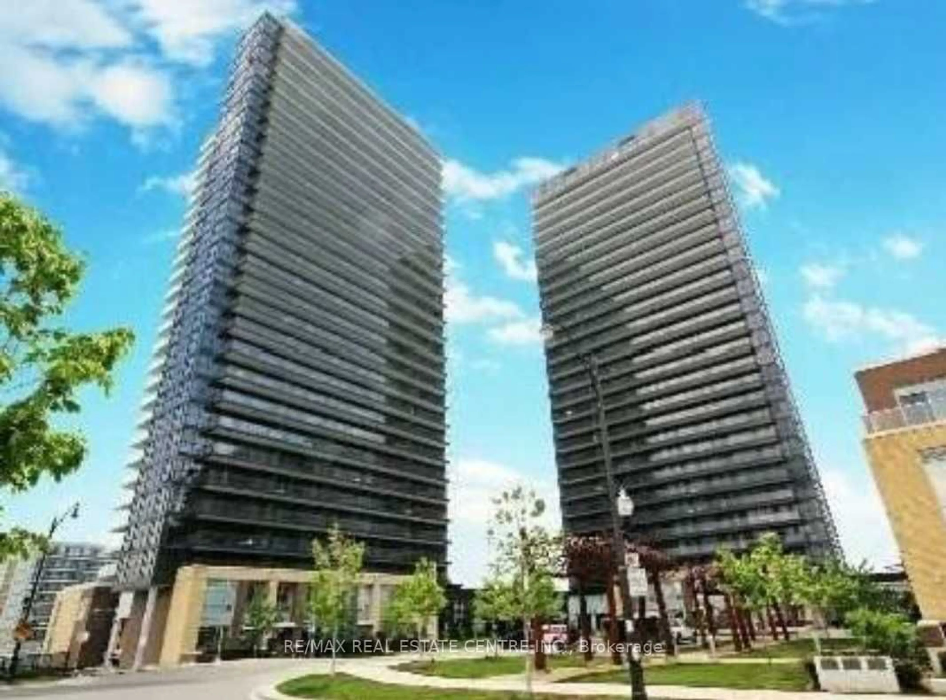 A pic from exterior of the house or condo for 29 Singer Crt #2707, Toronto Ontario M2K 0B3