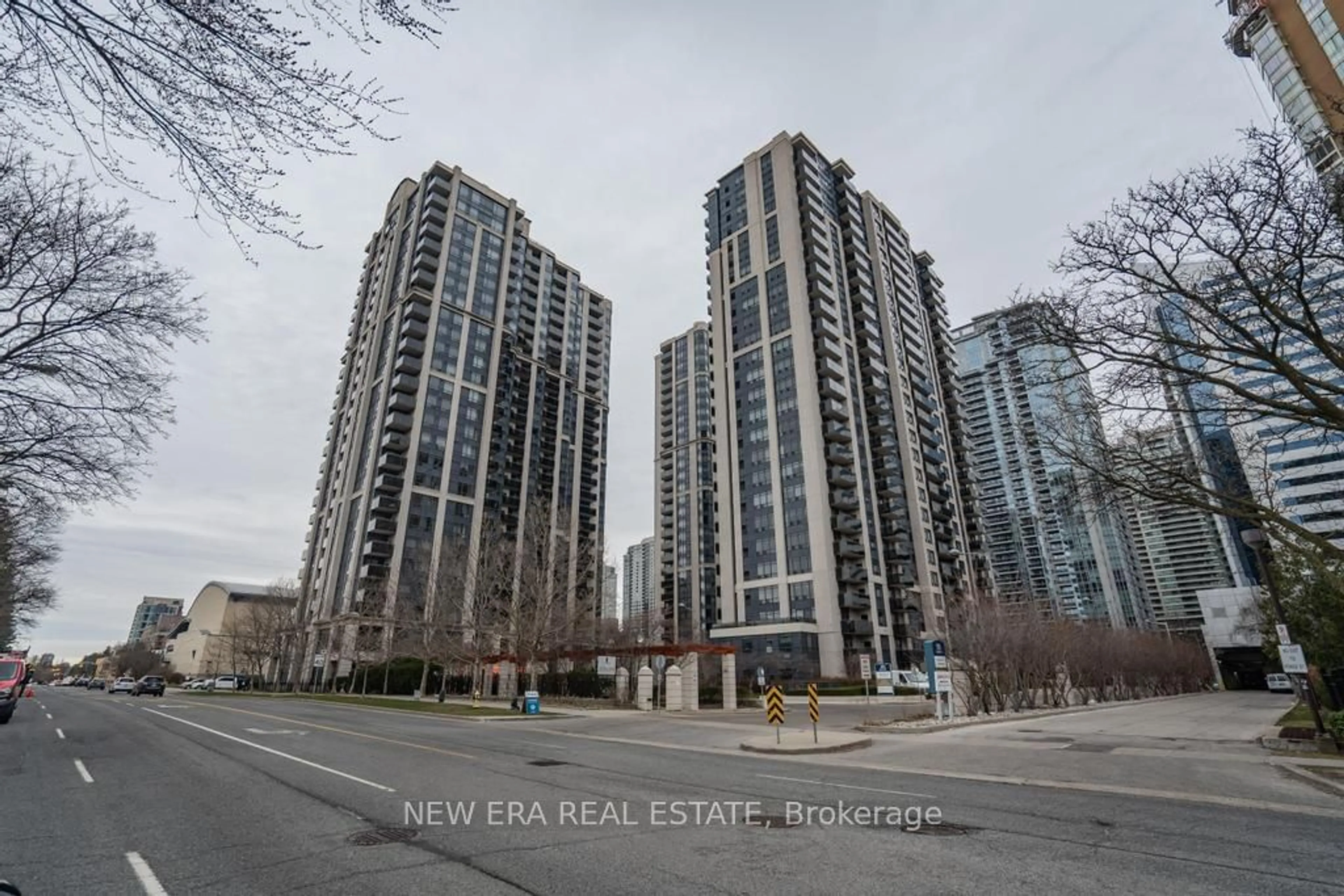 A pic from exterior of the house or condo for 155 Beecroft Rd #2007, Toronto Ontario M2N 7C6