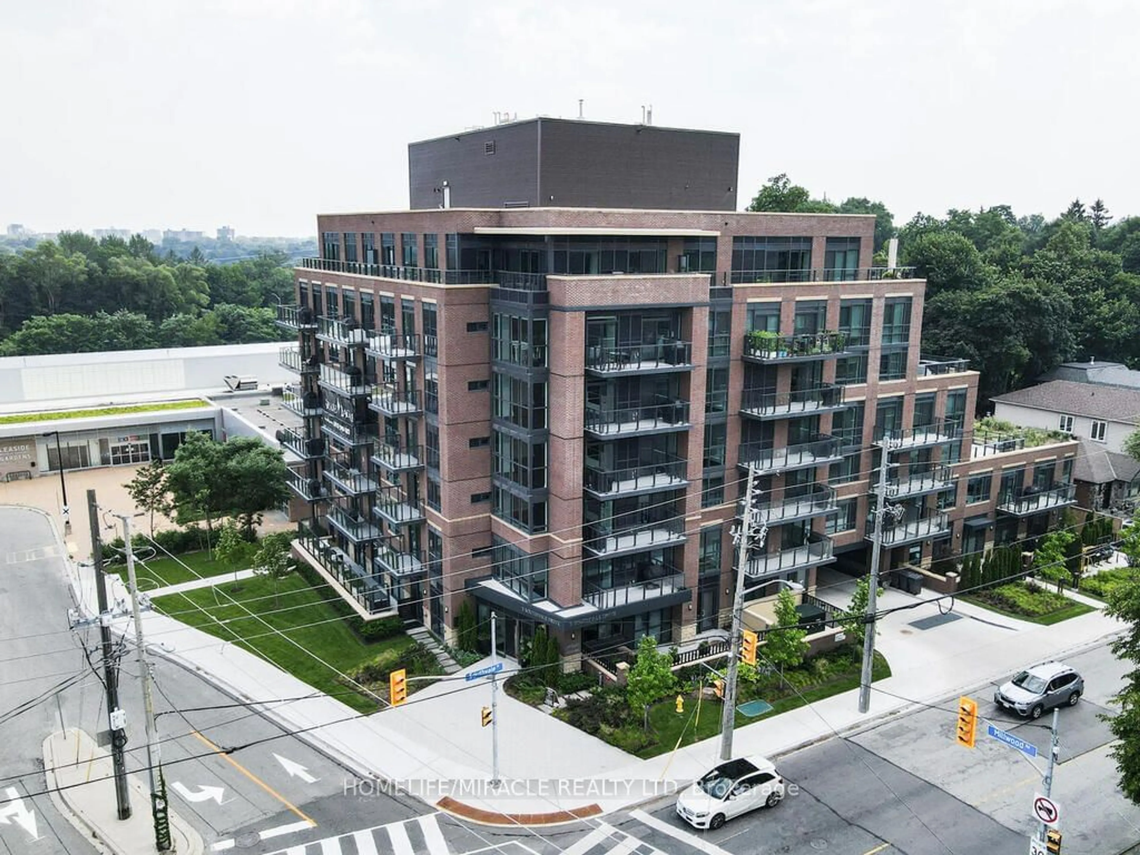 A pic from exterior of the house or condo for 3 Southvale Dr #402, Toronto Ontario M4G 1G1