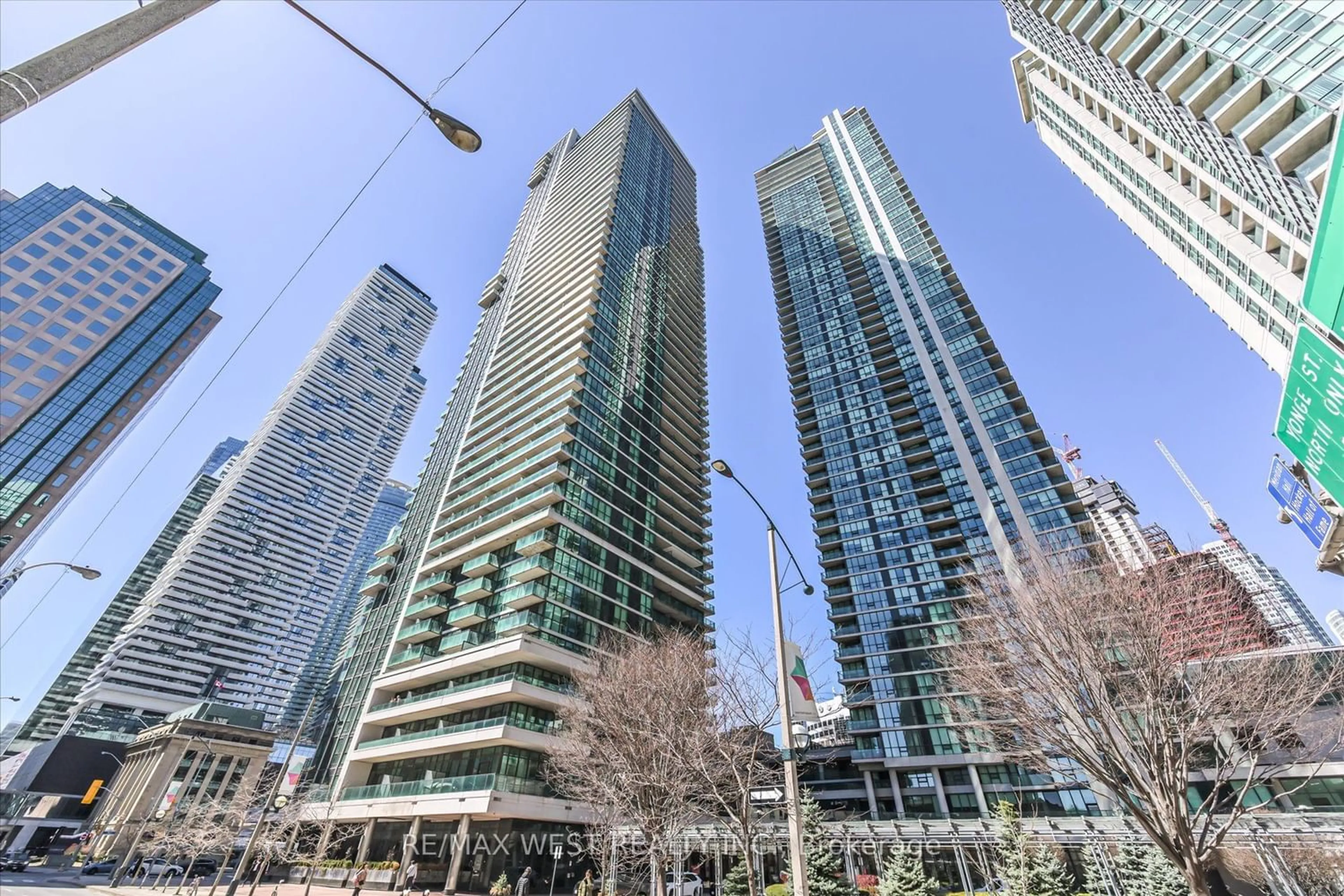 A pic from exterior of the house or condo for 33 Bay St #1504, Toronto Ontario M5J 2Z3