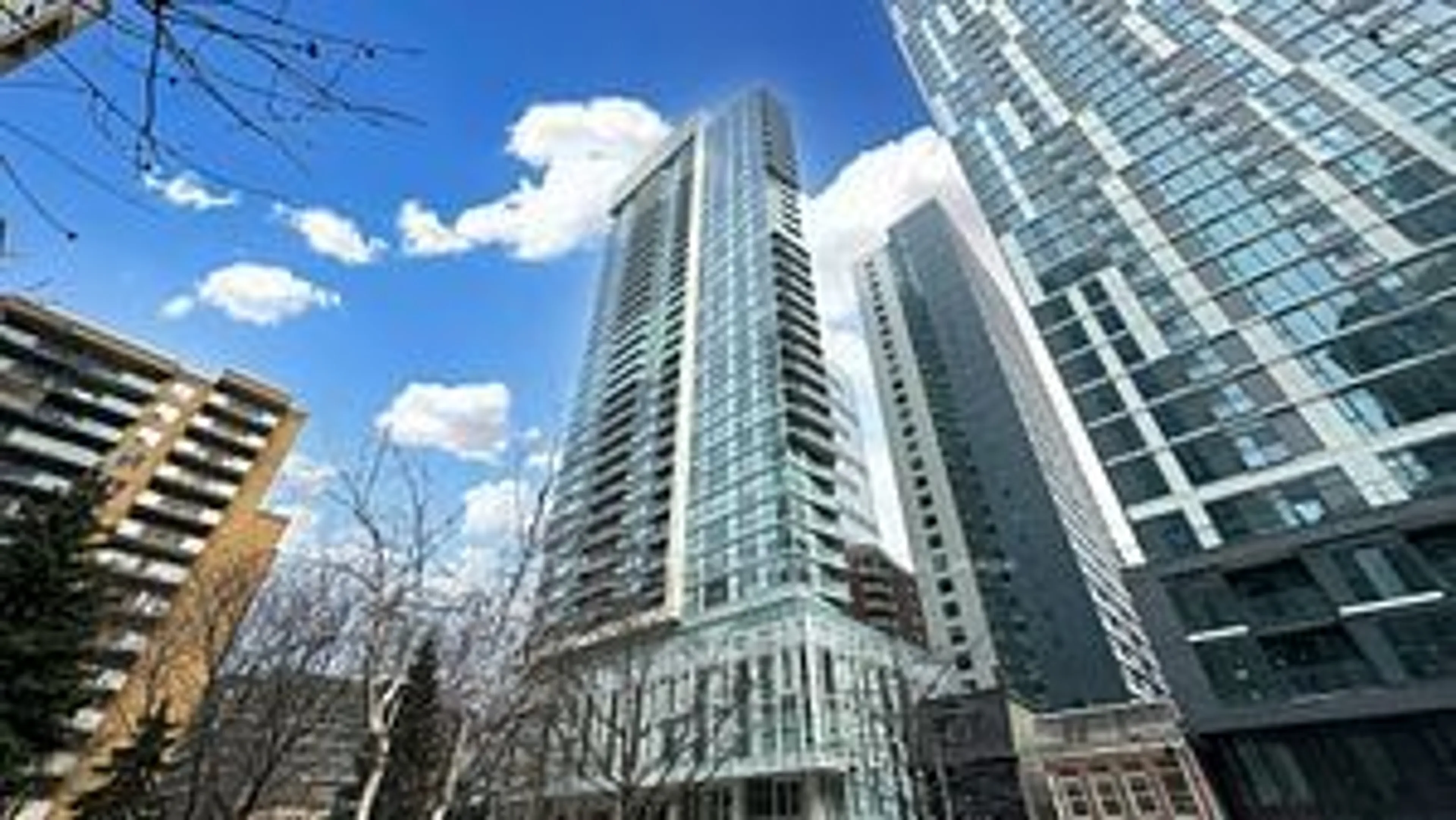 A pic from exterior of the house or condo for 77 Mutual St #1702, Toronto Ontario M5B 0B9