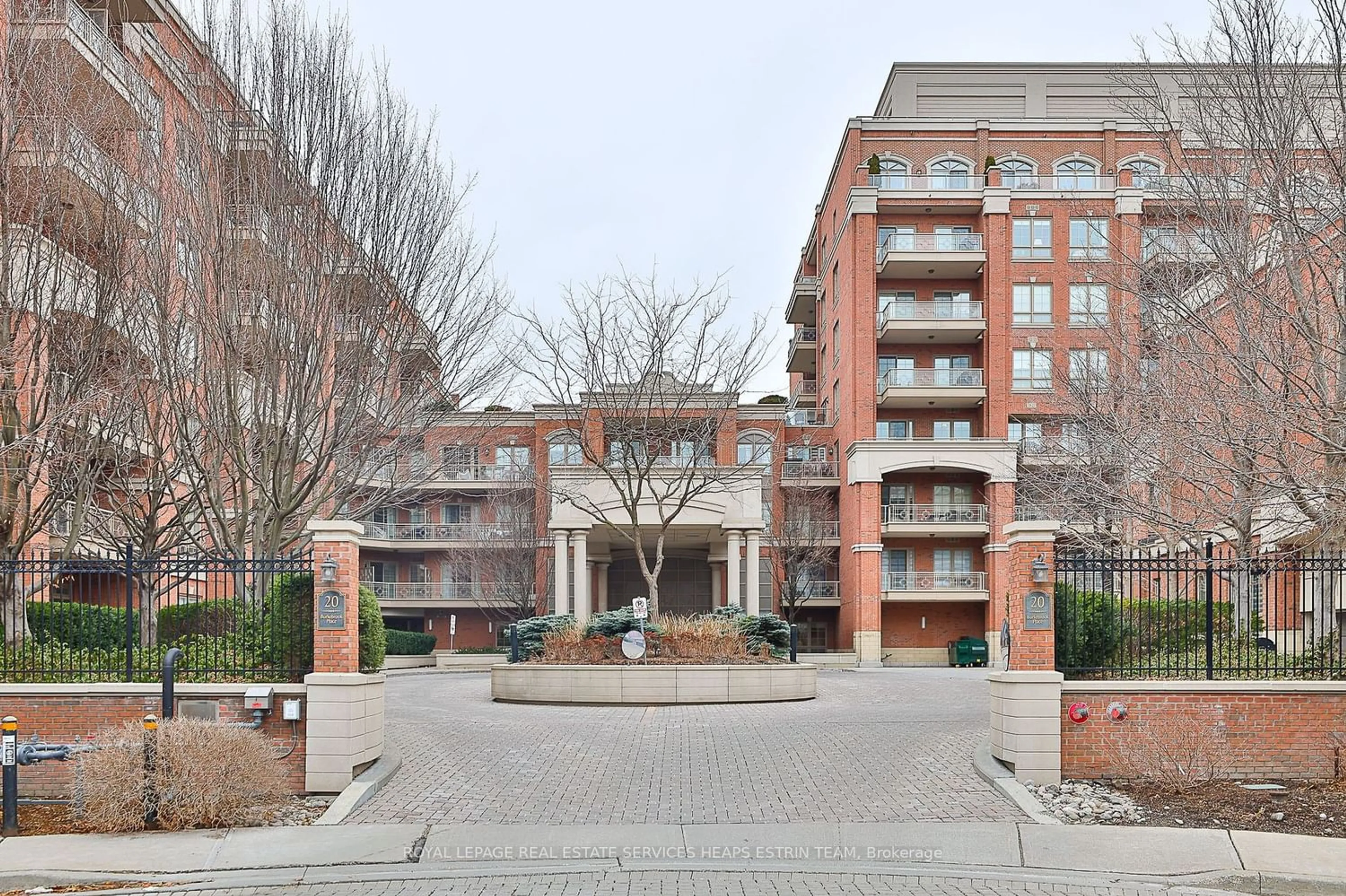 A pic from exterior of the house or condo for 20 Burkebrook Pl #117, Toronto Ontario M4G 0A1