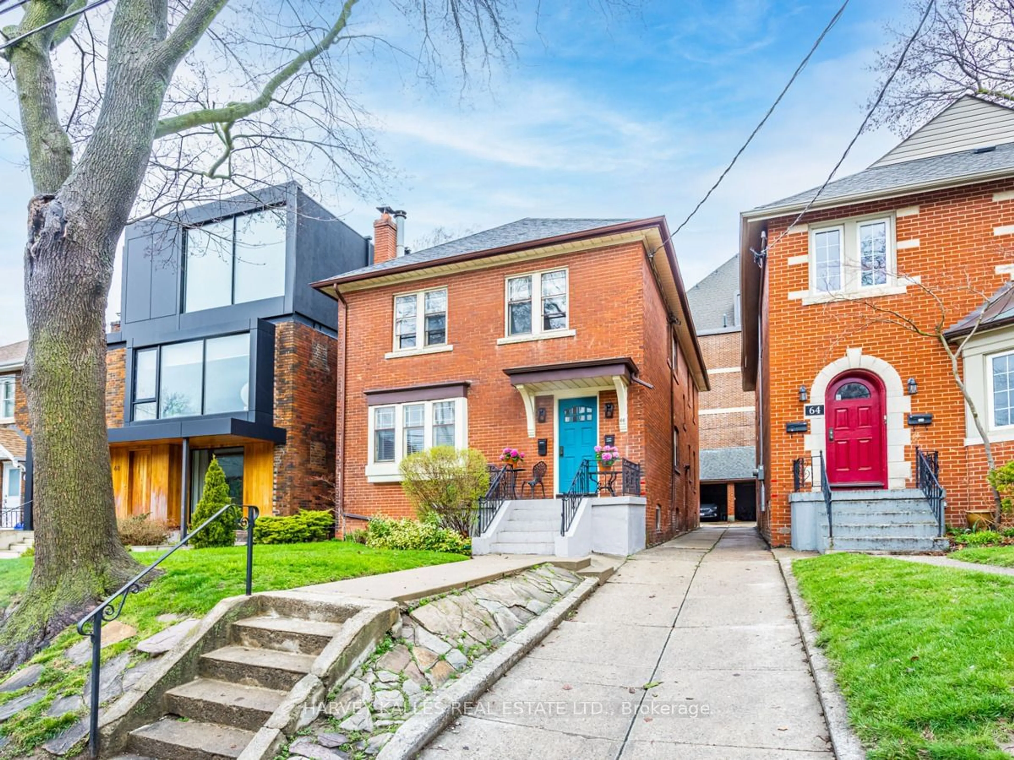 Frontside or backside of a home for 66 Burnaby Blvd, Toronto Ontario M5N 1G4